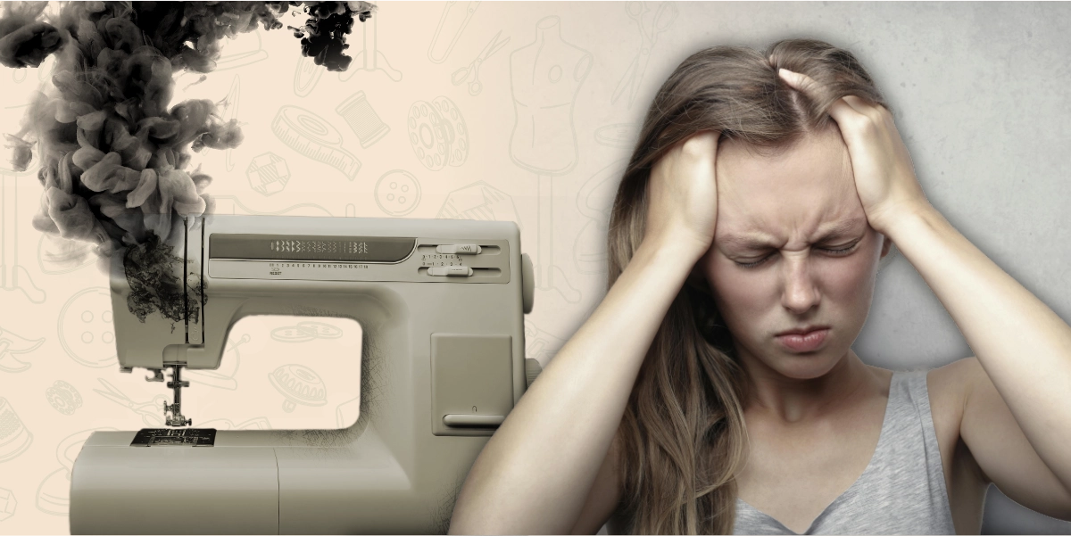 Kobieta w frustracji przy maszynie do szycia z dymem, ikony szycia w tle.